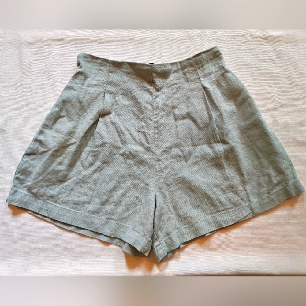 BNWT Light Blue Blended Linen Shorts